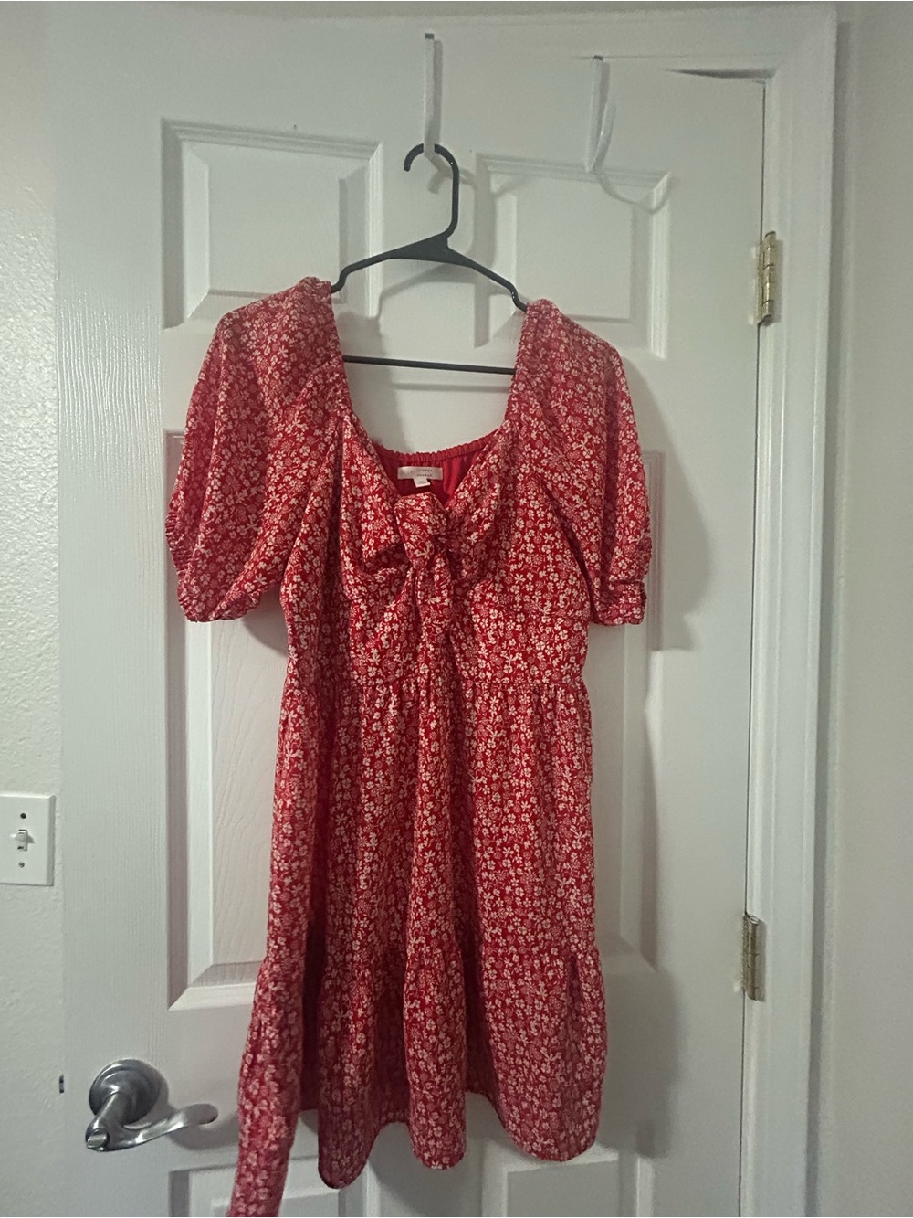 LC Lauren Conrad Red Floral Tie-Front Puff Sleeve Dress